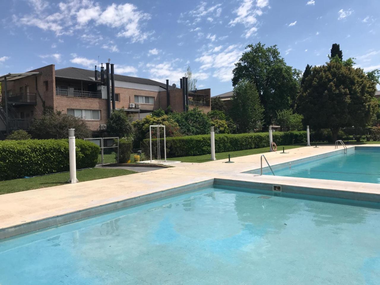 Country Pilar Planta Baja Htal Austral Nuevo!!! Apartamento